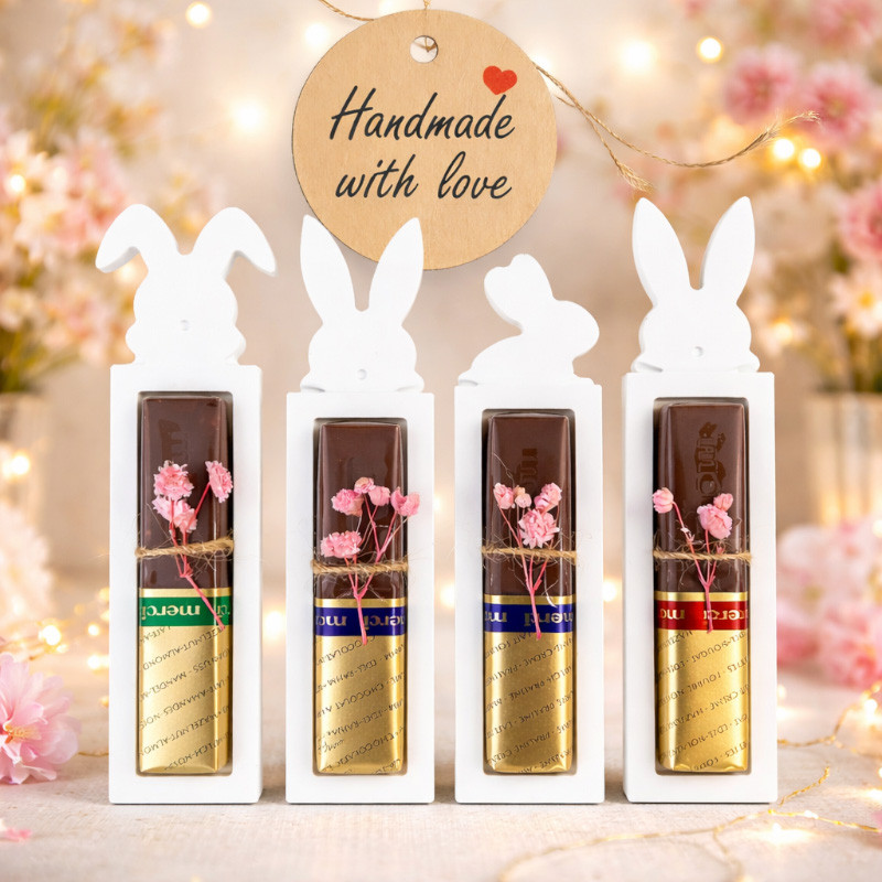 Ostermitbringsel 4er Set Hasenmotiv mit Merci Schokolade und Trockenblumen